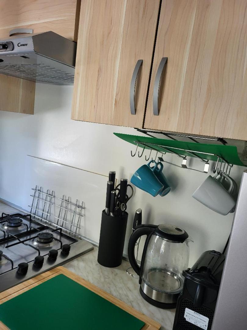 Mobilheim Andrea Wunderschoene Ferienwohnung Direkt Am Meer Jezera Exterior foto