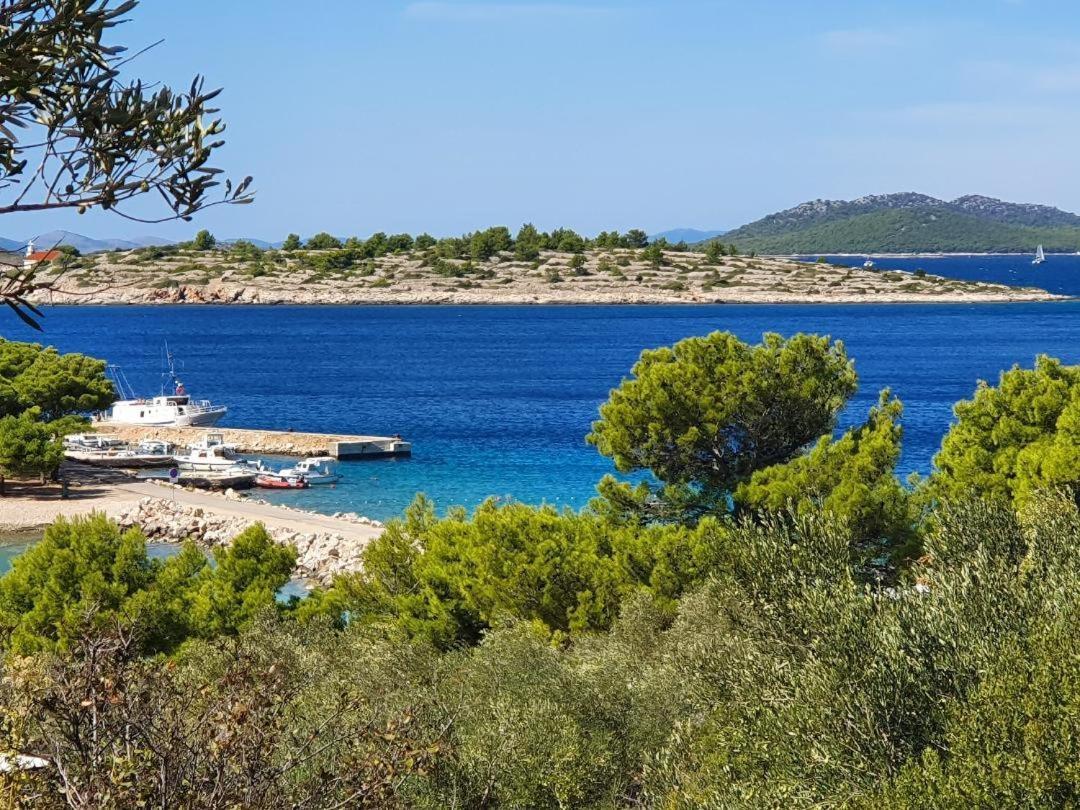 Mobilheim Andrea Wunderschoene Ferienwohnung Direkt Am Meer Jezera Exterior foto